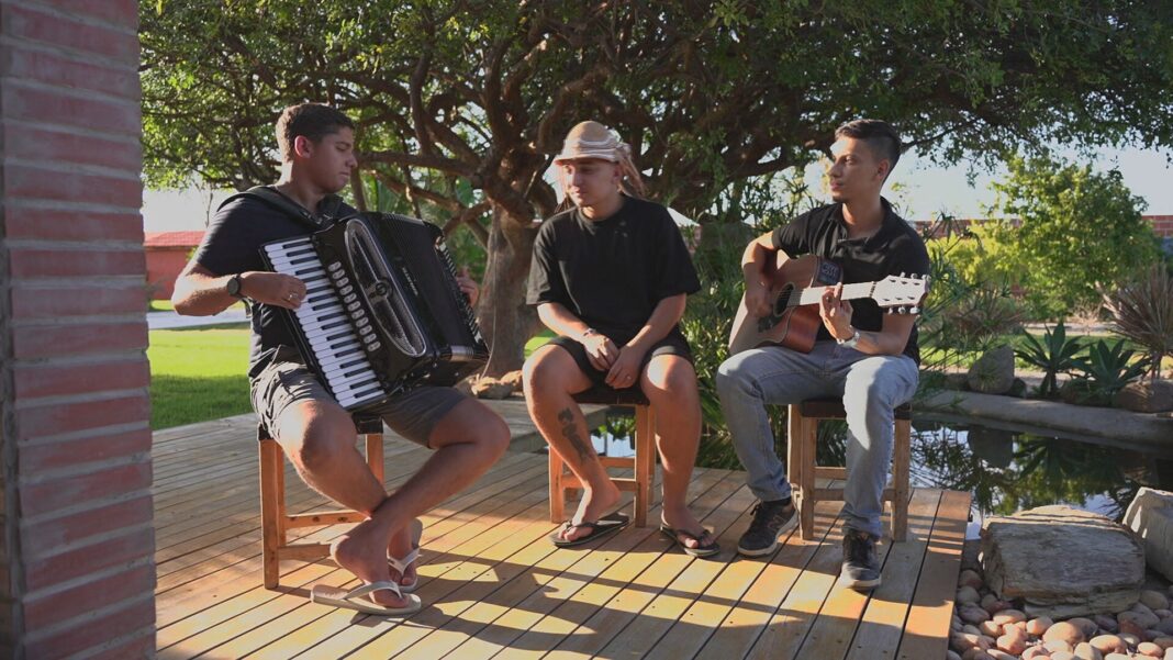 Amizade: veja histórias de encontros improváveis e vínculos que mudam destinos —  e fazem bem à saúde
