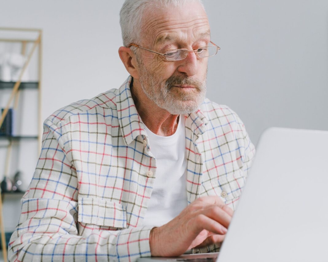 Como começar a empreender aos 50 anos?
