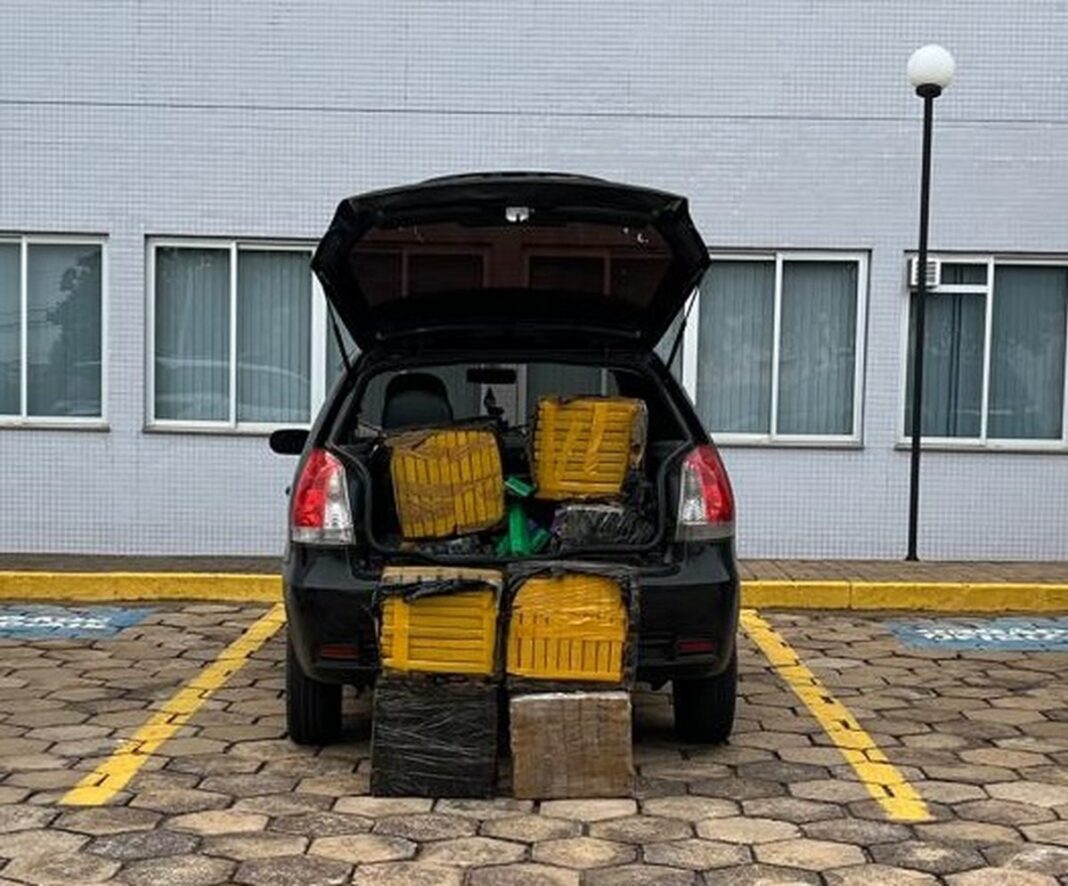 Em tentativa de fuga, motorista dirige quase 20 km na contramão e acaba preso por tráfico de droga em Pirapozinho
