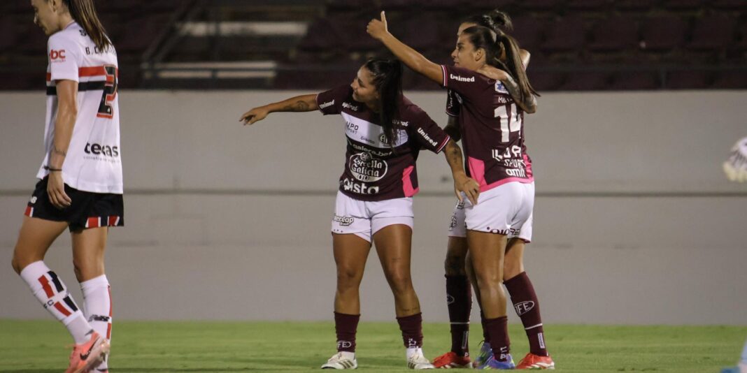 Ferroviária vence e assume liderança do Brasileiro Feminino
