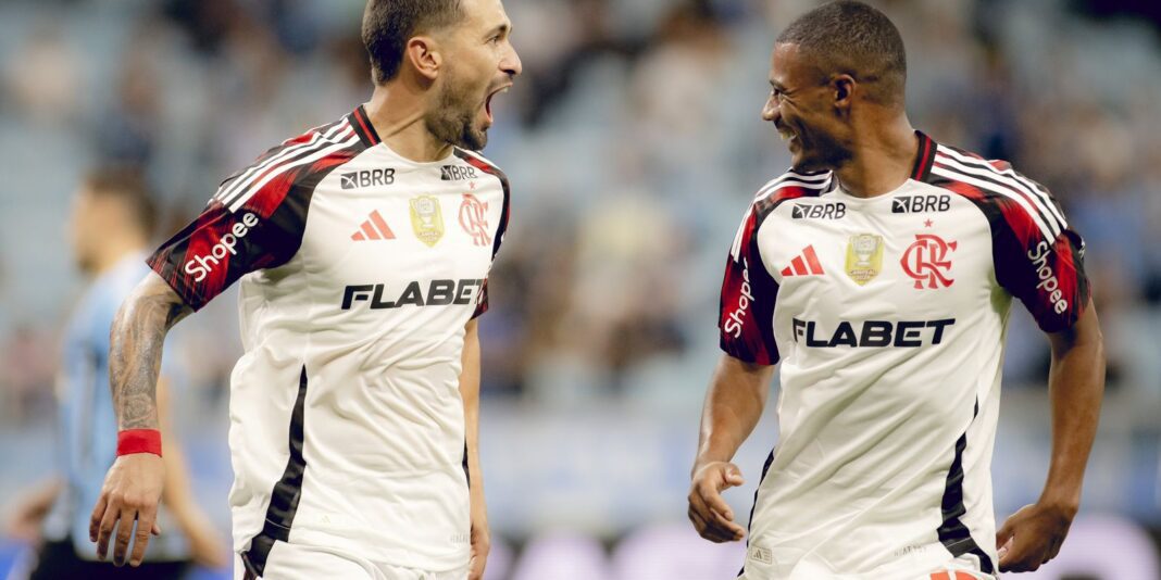 Fla vence com brilho de Arrascaeta para assumir ponta do Brasileiro
