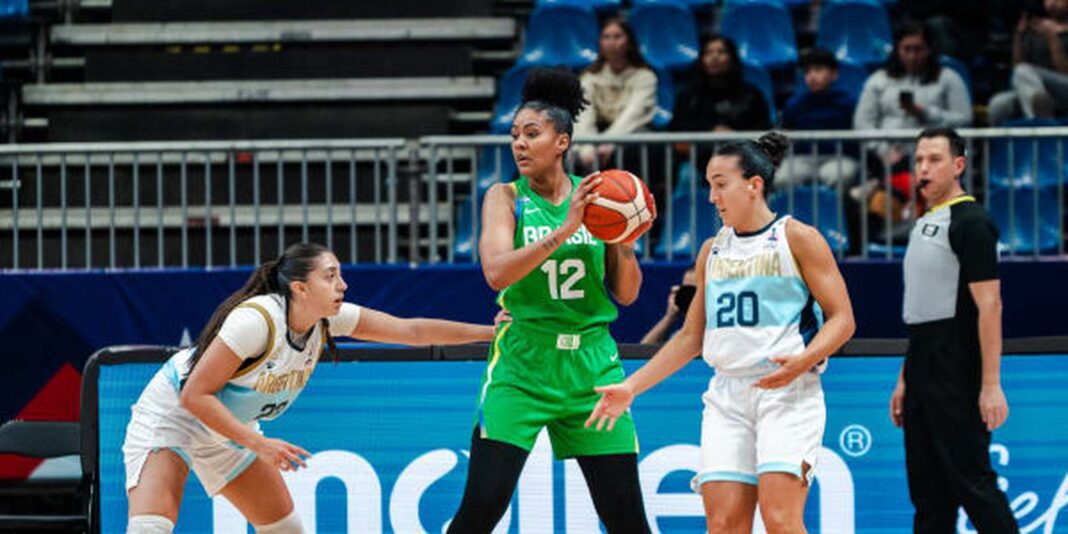 Brasil estreia vencendo a Argentina na Americup de basquete