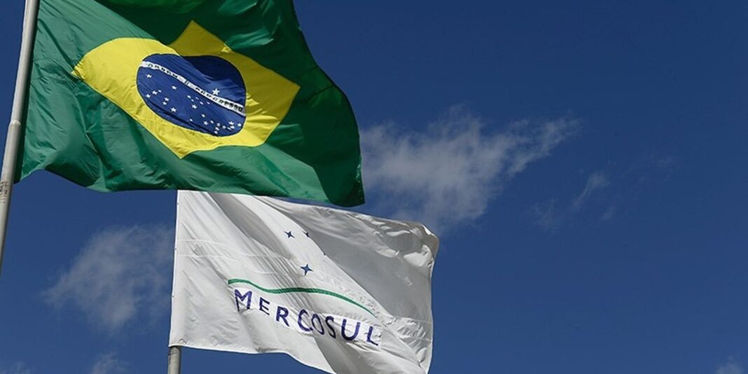 Presidentes vão flexibilizar tarifas comerciais do Mercosul
