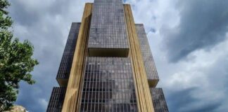 Banco Central Reduz Juros Para 14,5% E Mantém Cautela Diante De Cenário Externo