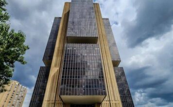 Banco Central Reduz Juros Para 14,5% E Mantém Cautela Diante De Cenário Externo