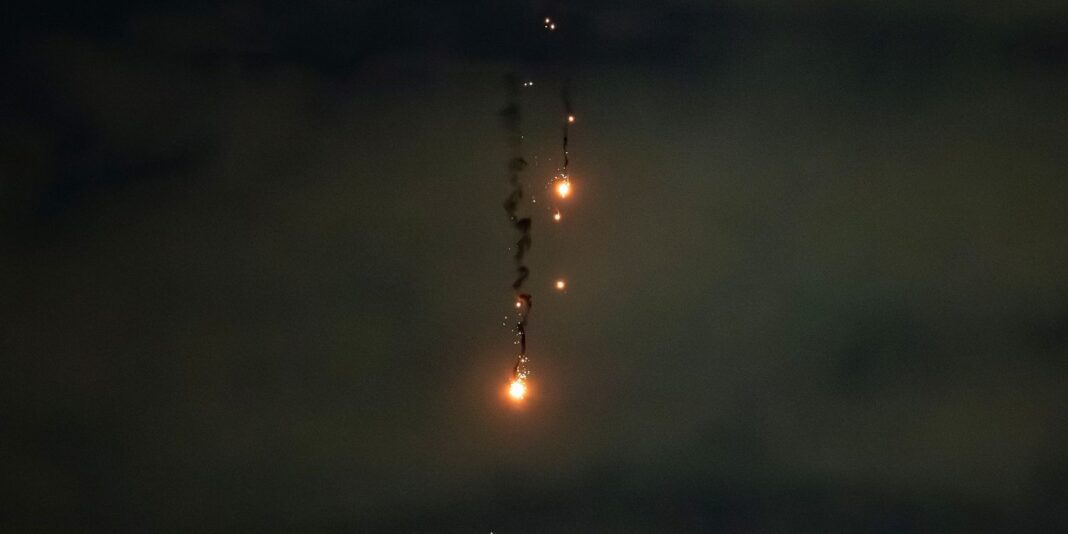 Rússia ignora ameaças de Trump e mata ao menos 20 em ataques à Ucrânia
