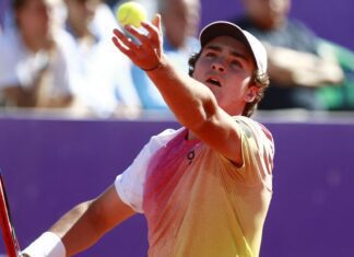 De volta ao país após 3 anos, Copa Davis inicia venda de ingressos João Fonseca estreia nesta quinta no Masters 1000 de Cincinnati