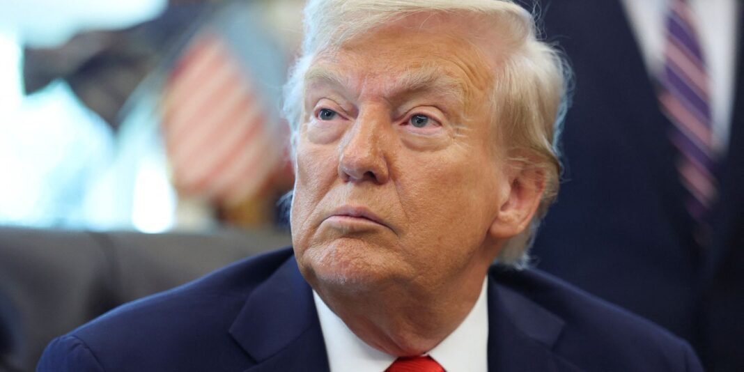 Classificar Antifa como terrorista aumenta repressão política nos EUA
