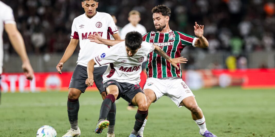 Fluminense cede empate ao Lanús e acaba eliminado da Sul-Americana Fluminense cede empate ao Lanús e acaba eliminado da Sul-Americana