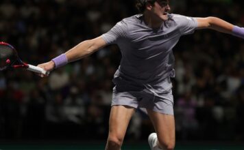 João Fonseca conhece chave em Roland Garros e pode enfrentar Djoko João Fonseca vence Shapovalov na estreia do Masters 1000 de Paris