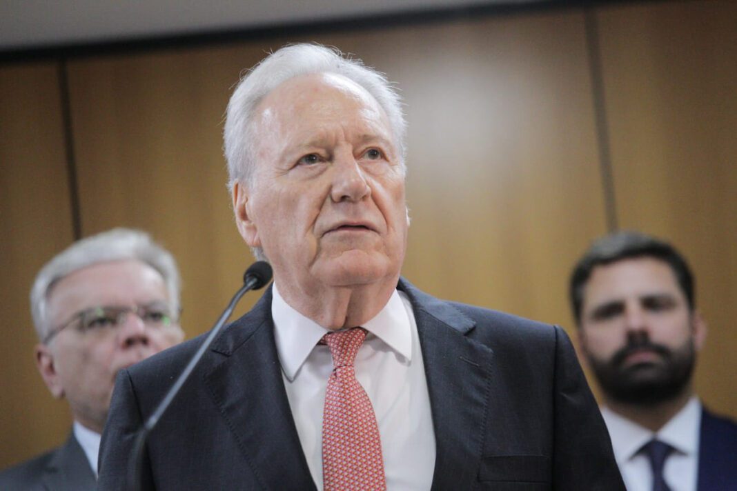O-ministro-da-JusticCCA7a-e-SegurancCCA7a-PuCC81blica-Ricardo-Lewandowski-faz-pronunciamento-s.jpeg