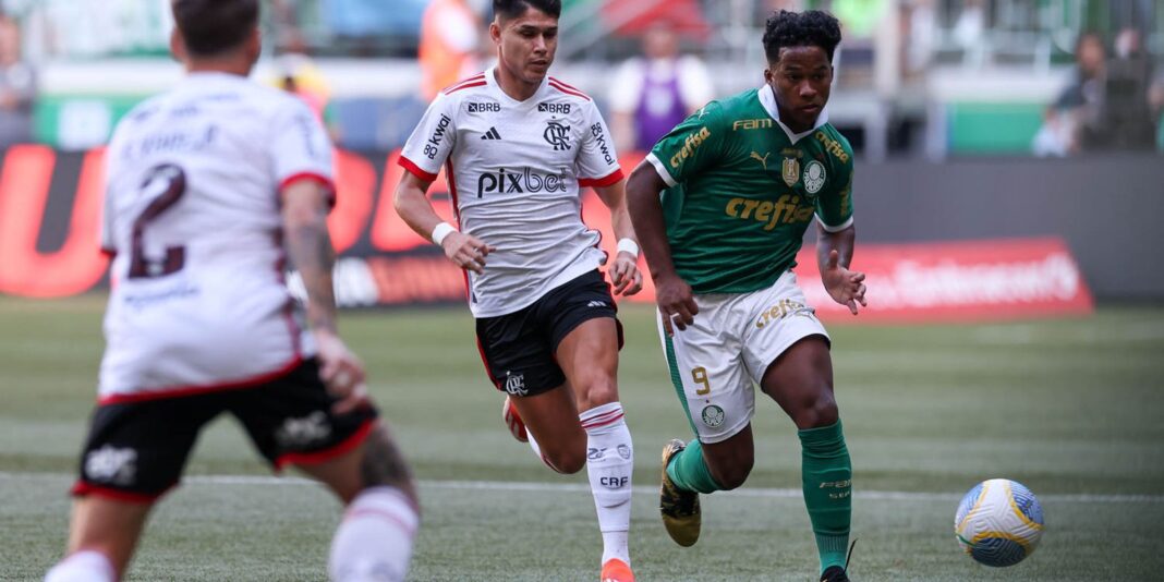 Rádio Nacional transmite ao vivo emoções de Flamengo x Palmeiras