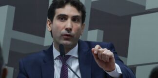 Galípolo critica empresas que pressionam para usar FGC