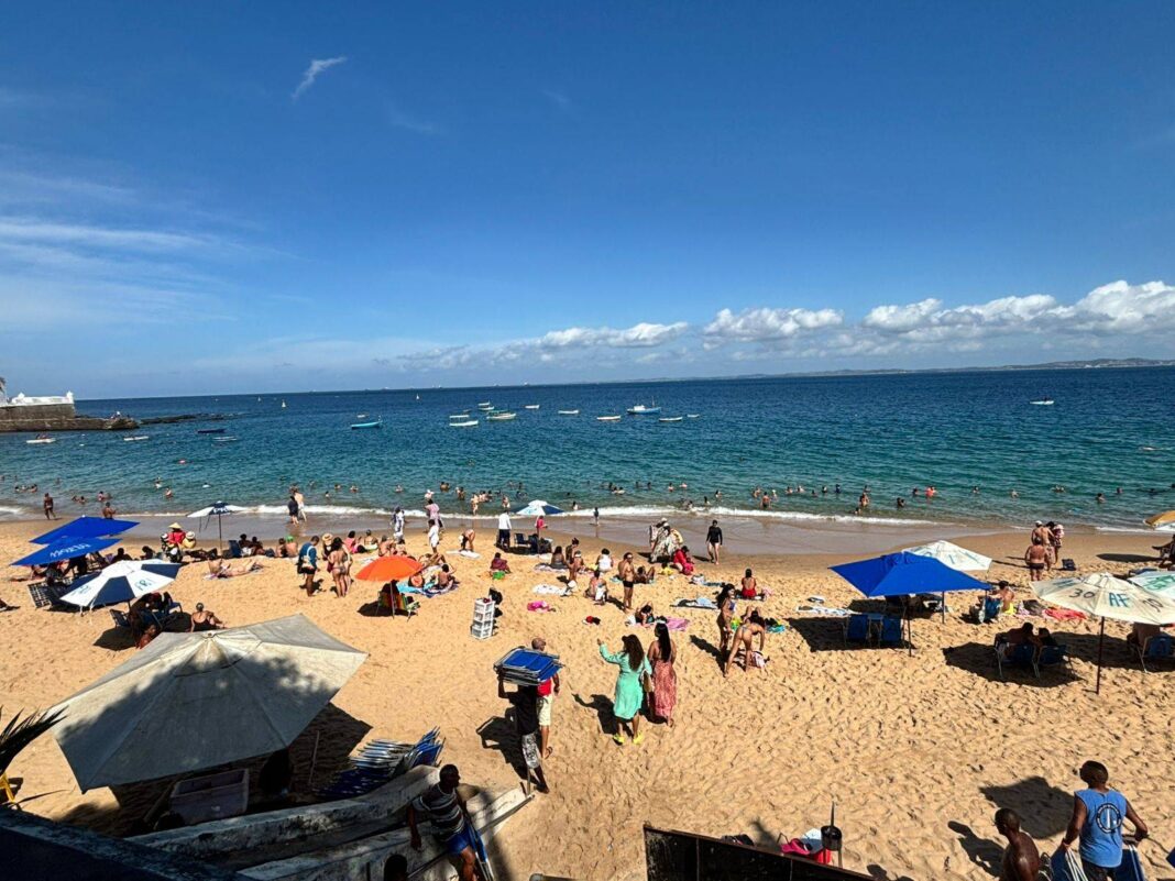 Prefeitura De Salvador Proíbe Instalação Antecipada De Kits De Praia No Porto Da Barra