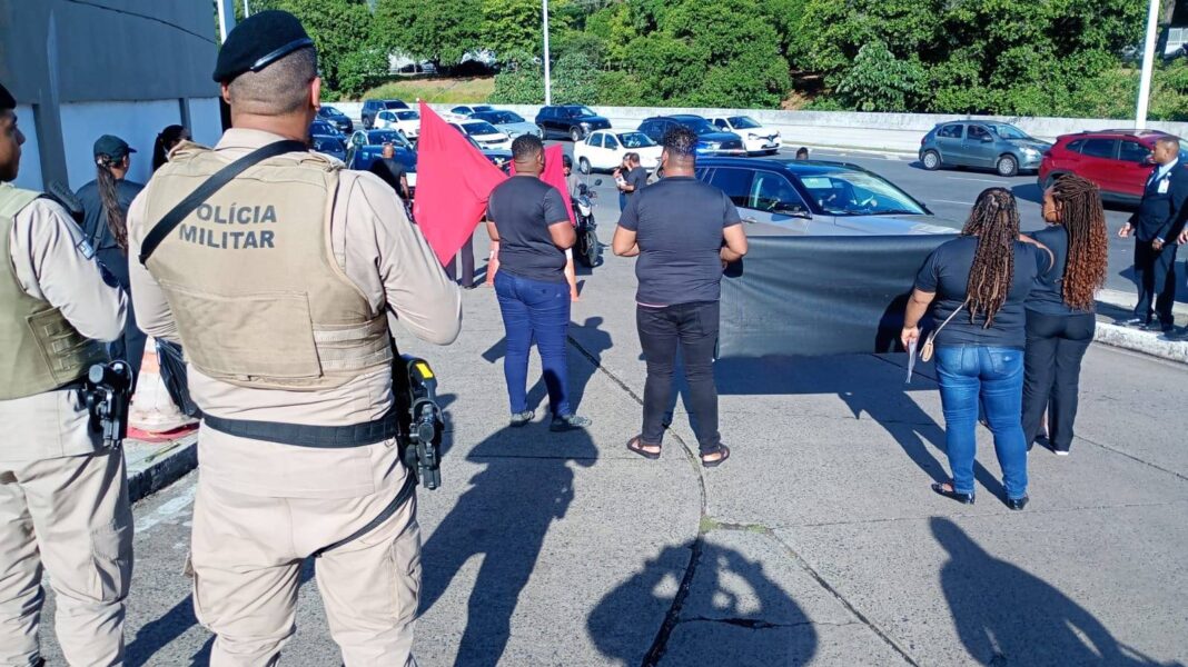 VÍDEO: Manifestação De Trabalhadores Em Frente Ao Hospital Aliança Critica Atuação Da Rede D’Or