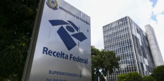 Arrecadação federal fecha mês de julho em quase R$ 290 bilhões