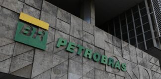 Petrobras tem lucro líquido de R$ 52,4 bi no segundo trimestre