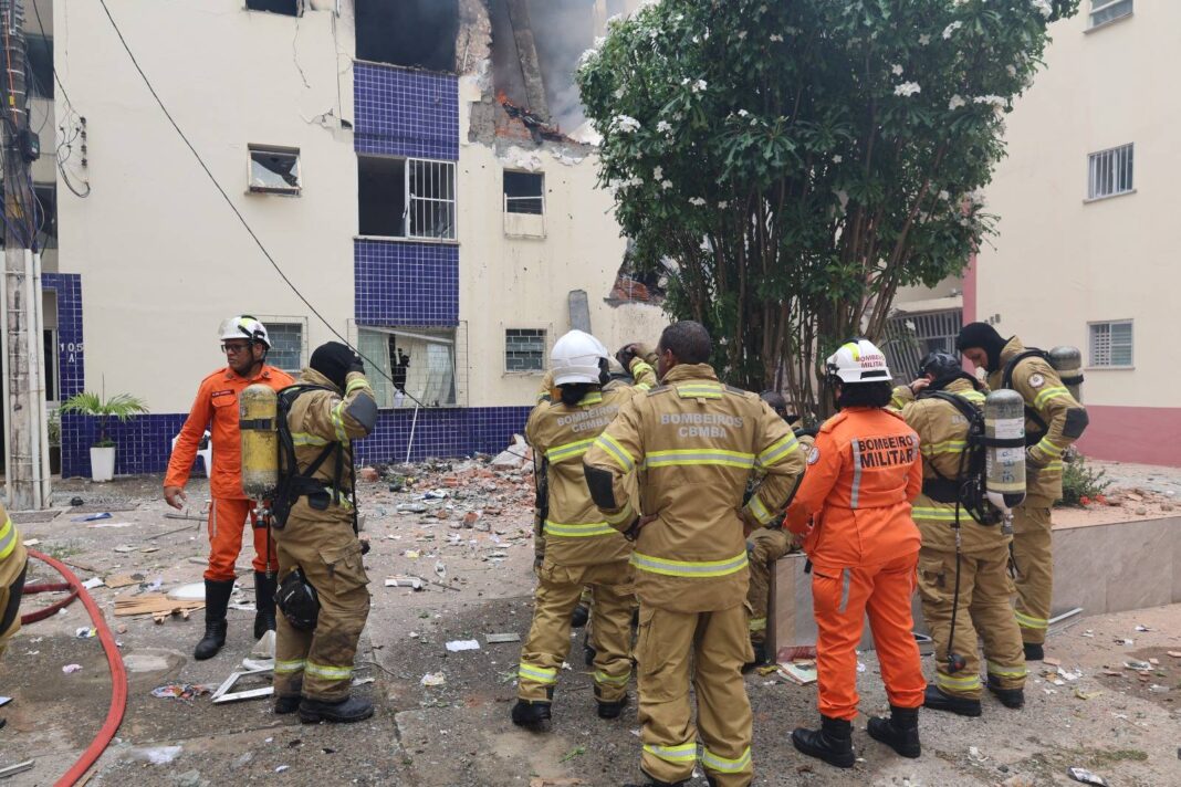 Dezesseis Pessoas Ficaram Feridas Durante Incêndio Em Prédio No Stiep