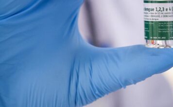 São Paulo amplia vacinação contra dengue para todos que atuam na saúde