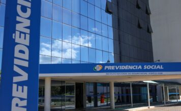 INSS paga segunda parcela do 13º a aposentados e pensionistas