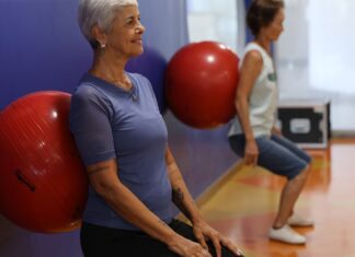 Exercícios físicos contribuem para envelhecimento saudável