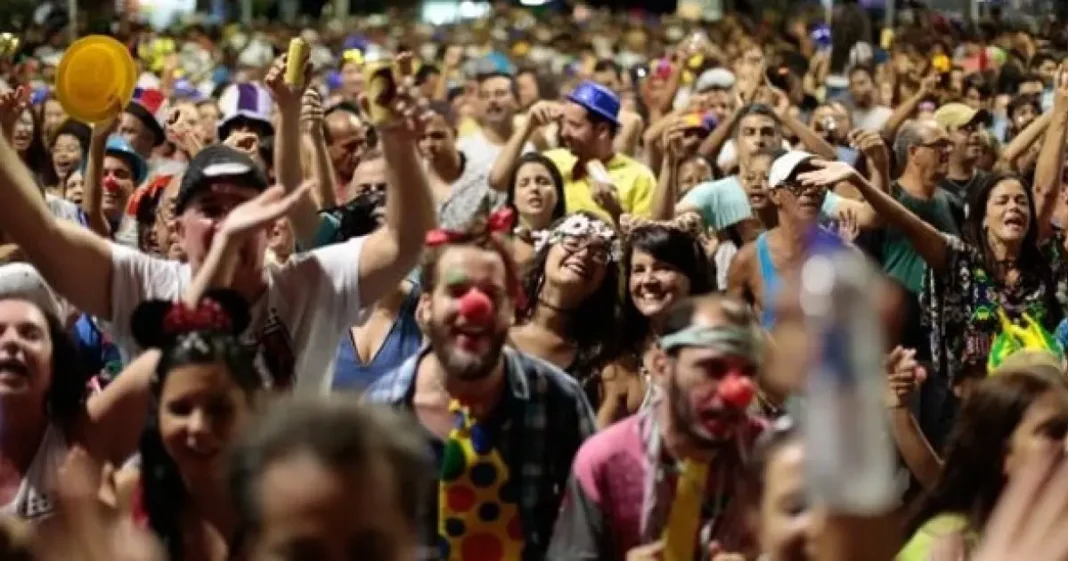 Desfile Dos Palhaços Do Rio Vermelho Vira Patrimônio Cultural Imaterial De Salvador
