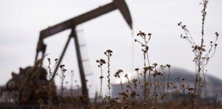 Países decidem liberar reservas de petróleo em meio à guerra no Irã Países decidem liberar reservas de petróleo em meio à guerra no Irã