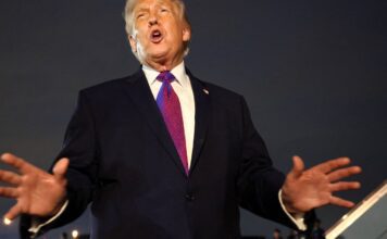 Sem previsão de acordo, prazo para tarifaço dos EUA vence esta quarta Trump diz que pode fazer com Cuba "qualquer coisa que quiser"