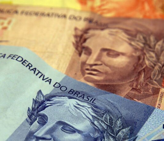 Envio de declaração do IR começa na próxima semana; veja regras