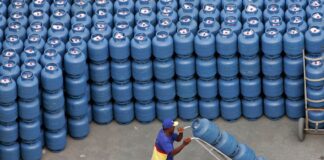 Governo libera R$ 330 milhões para segurar preço do gás de cozinha