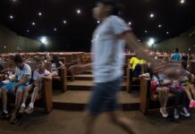 Sessões Azuis permitem inclusão do público TEA em eventos culturais