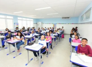 Após Acordo Com O MP-BA, SMED Reabre Matrículas De Escola Municipal No Rio Sena Após Acordo Com O MP-BA, SMED Reabre Matrículas De Escola Municipal No Rio Sena