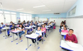 Após Acordo Com O MP-BA, SMED Reabre Matrículas De Escola Municipal No Rio Sena Após Acordo Com O MP-BA, SMED Reabre Matrículas De Escola Municipal No Rio Sena