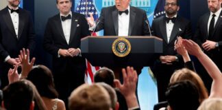 Homem atira durante jantar de Trump com correspondentes em Washington Homem atira durante jantar de Trump com correspondentes em Washington