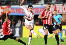 Libertadores: Flamengo segura empate com Estudiantes na Argentina Libertadores: Flamengo segura empate com Estudiantes na Argentina