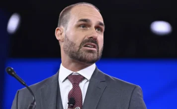 Mendonça Pede Vista E Suspende Julgamento De Eduardo Bolsonaro No STF