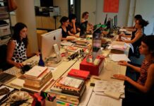 Emprego feminino aumenta 11%, mas desigualdade salarial persiste