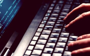 Falsos anúncios sobre Desenrola Brasil enganam usuários nas redes