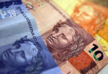 Aposentados e pensionistas do INSS começam a receber 13º nesta sexta