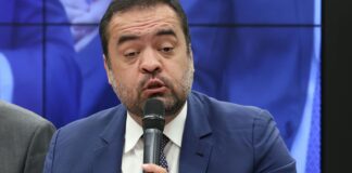 Cláudio Castro e Refinaria de Manguinhos são alvo operação da PF