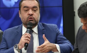 TSE marca julgamento de recurso de Cláudio Castro para 2 de junho
