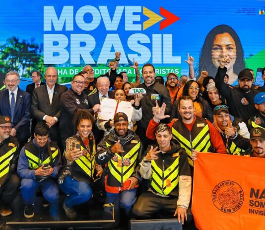 Lula cria programa de R$ 30 bilhões para motoristas de aplicativos