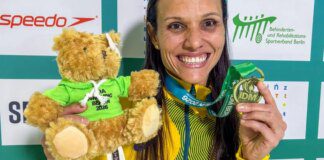 Carol Santiago é ouro, o 37º pódio do país no Internacional de Berlim Carol Santiago é ouro, o 37º pódio do país no Internacional de Berlim
