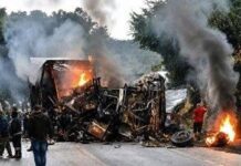 Colisão Entre ônibus E Carreta Deixa Mortos E Veículos Em Chamas Em Rodovia Colisão entre ônibus e carreta deixa mortos e veículos em chamas em rodovia