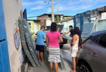 Famílias Atingidas Por Desabamento Em Salvador Recebem Auxílio Da Prefeitura Famílias Atingidas Por Desabamento Em Salvador Recebem Auxílio Da Prefeitura