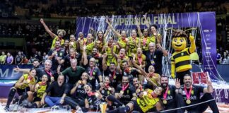 Praia Clube bate Minas e fatura título da Superliga Feminina de vôlei Praia Clube bate Minas e fatura título da Superliga Feminina de vôlei