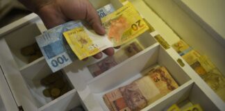 Inflação usada para corrigir salários acumula 4,11% em 12 meses