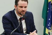 Durigan: dívida do Brasil é menor do que a de grandes economias