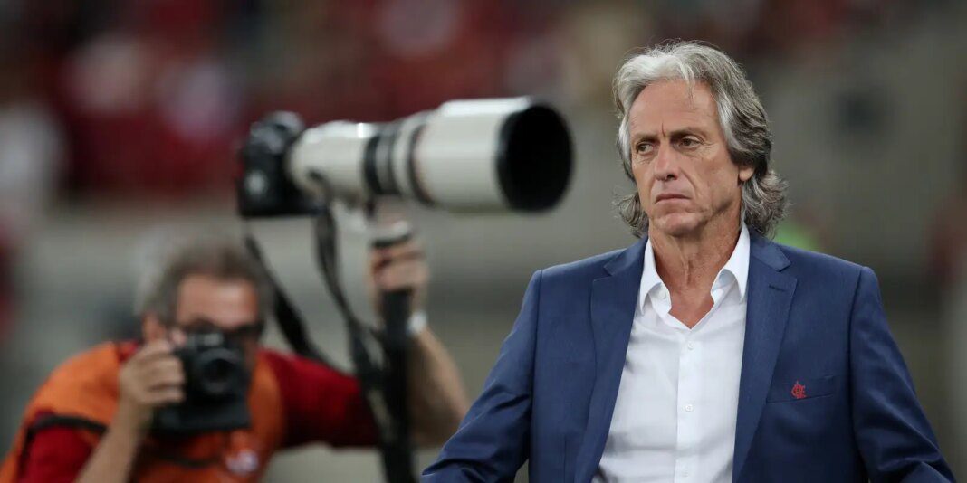 2020-09-25t225246z_1_lynxnpeg8o22s_rtroptp_4_futebol-jorgejesus-toredores-estadios.jpg