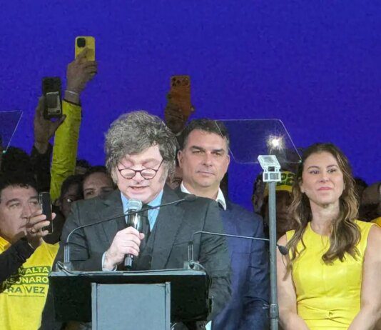 Após ofensas de Milei a Lula, Itamaraty chama embaixador para consulta Após ofensas de Milei a Lula, Itamaraty chama embaixador para consulta